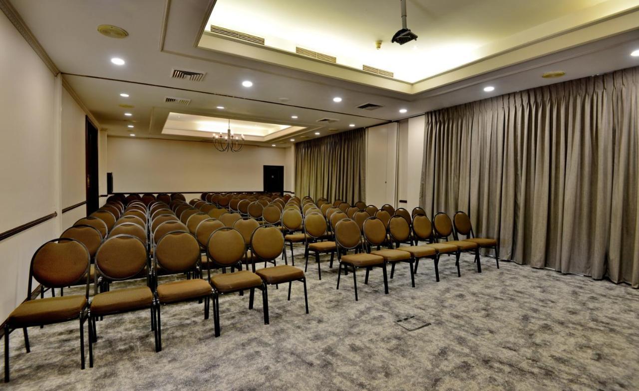 The Centurion Hotel Ngoại thất bức ảnh