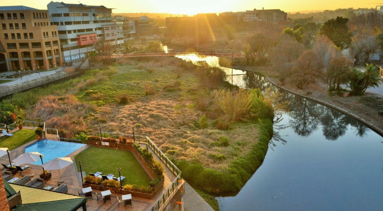 The Centurion Hotel Ngoại thất bức ảnh
