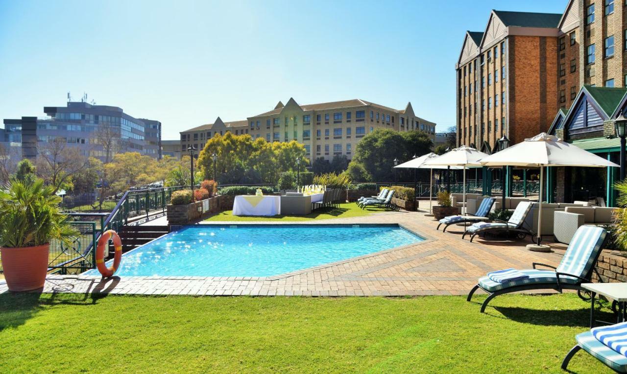 The Centurion Hotel Ngoại thất bức ảnh
