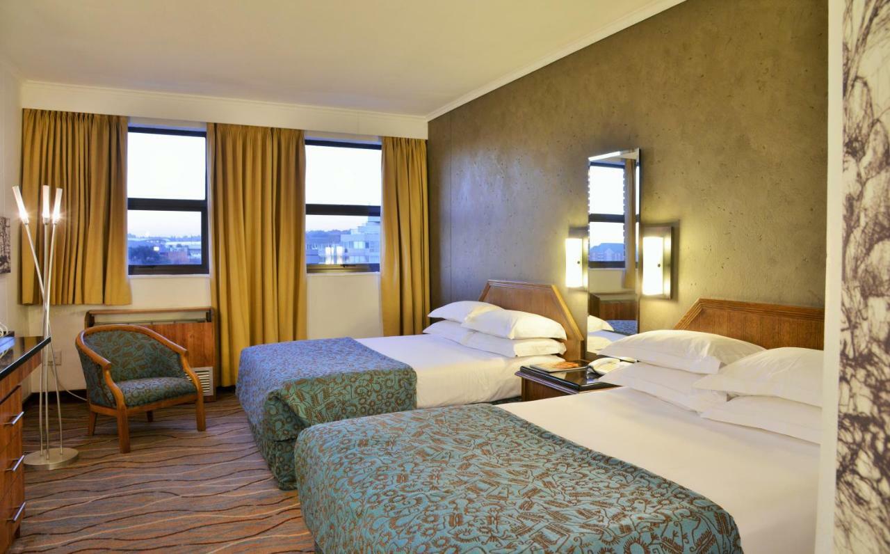 The Centurion Hotel Ngoại thất bức ảnh