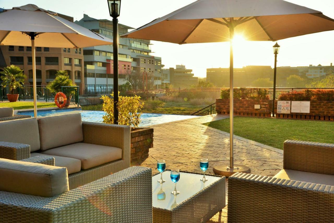 The Centurion Hotel Ngoại thất bức ảnh