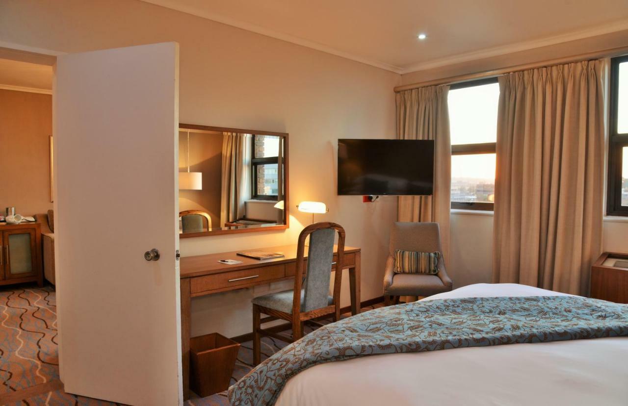 The Centurion Hotel Ngoại thất bức ảnh